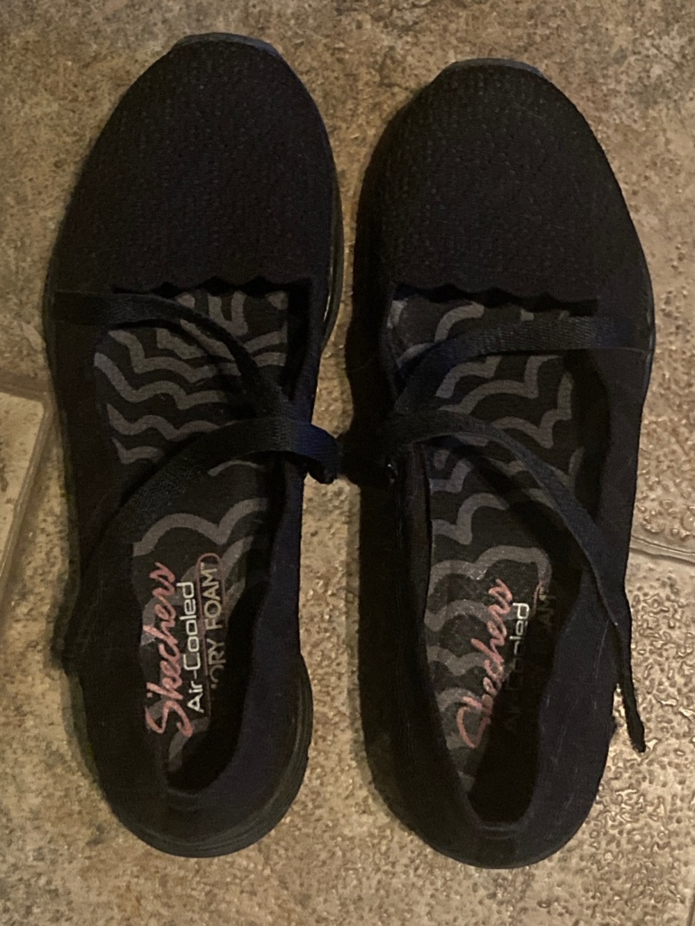 Skechers